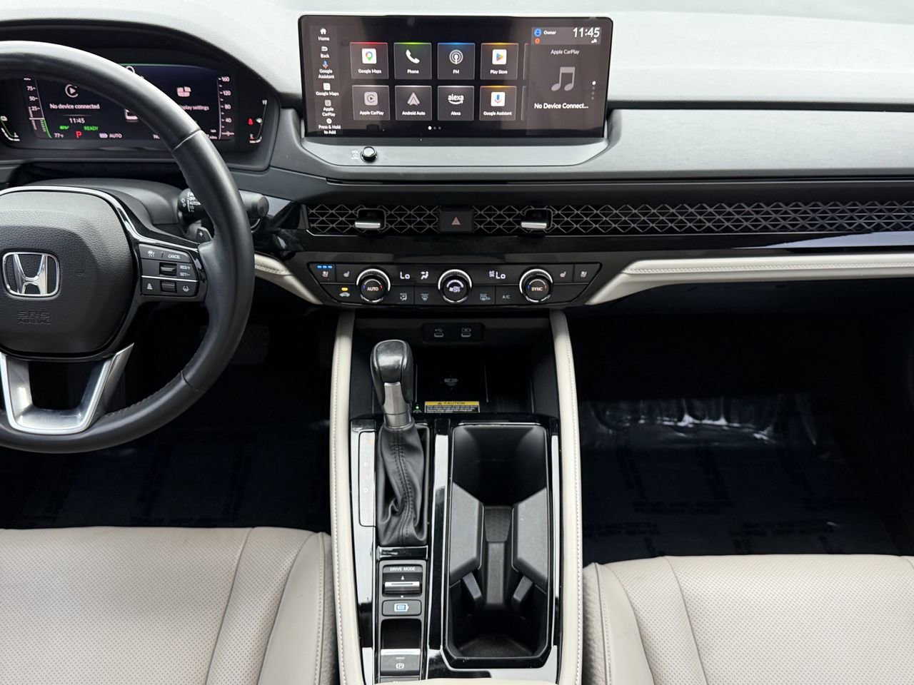 Used 2023 Honda Accord Touring image 14