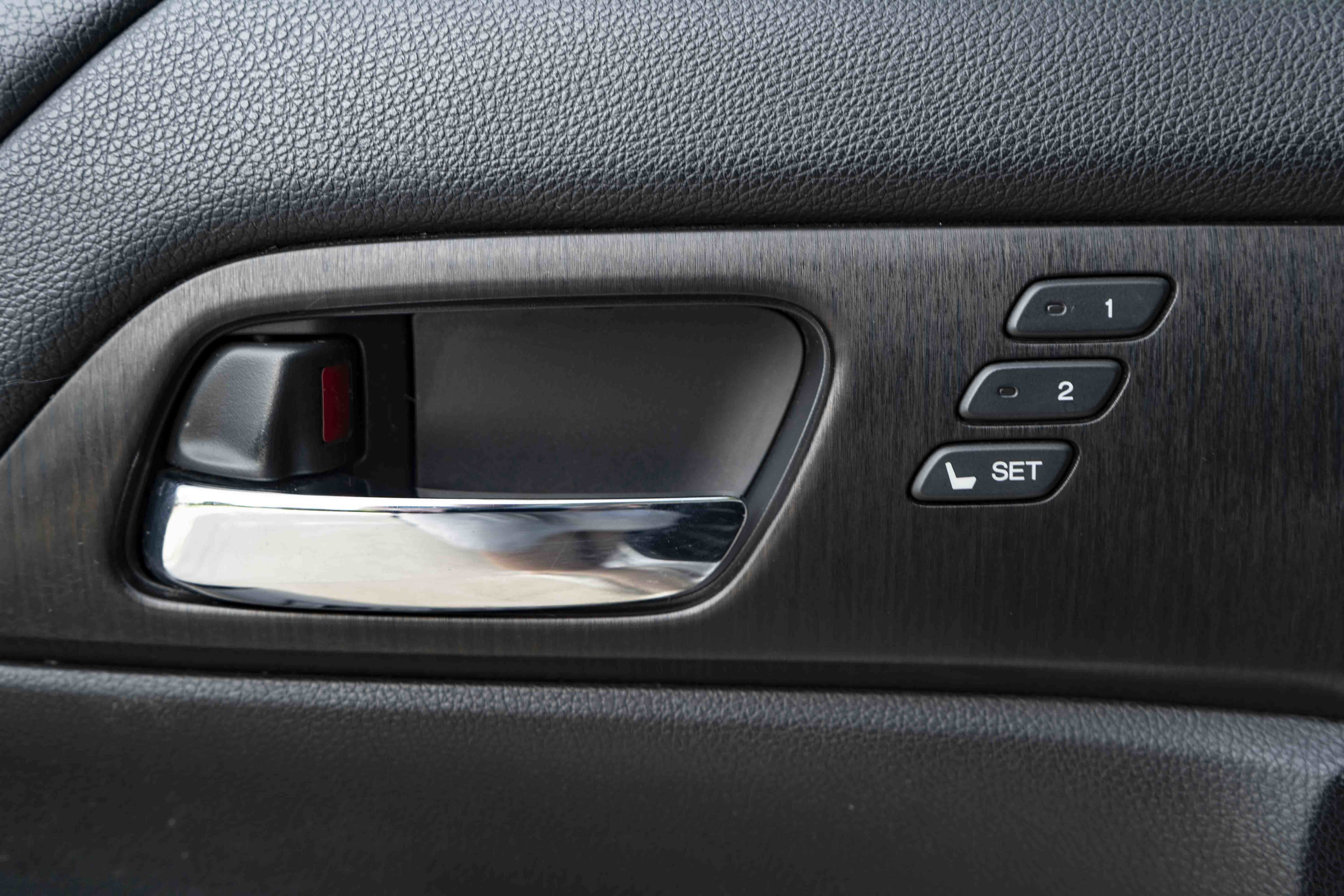 Used 2015 Honda Accord EX-L image 40