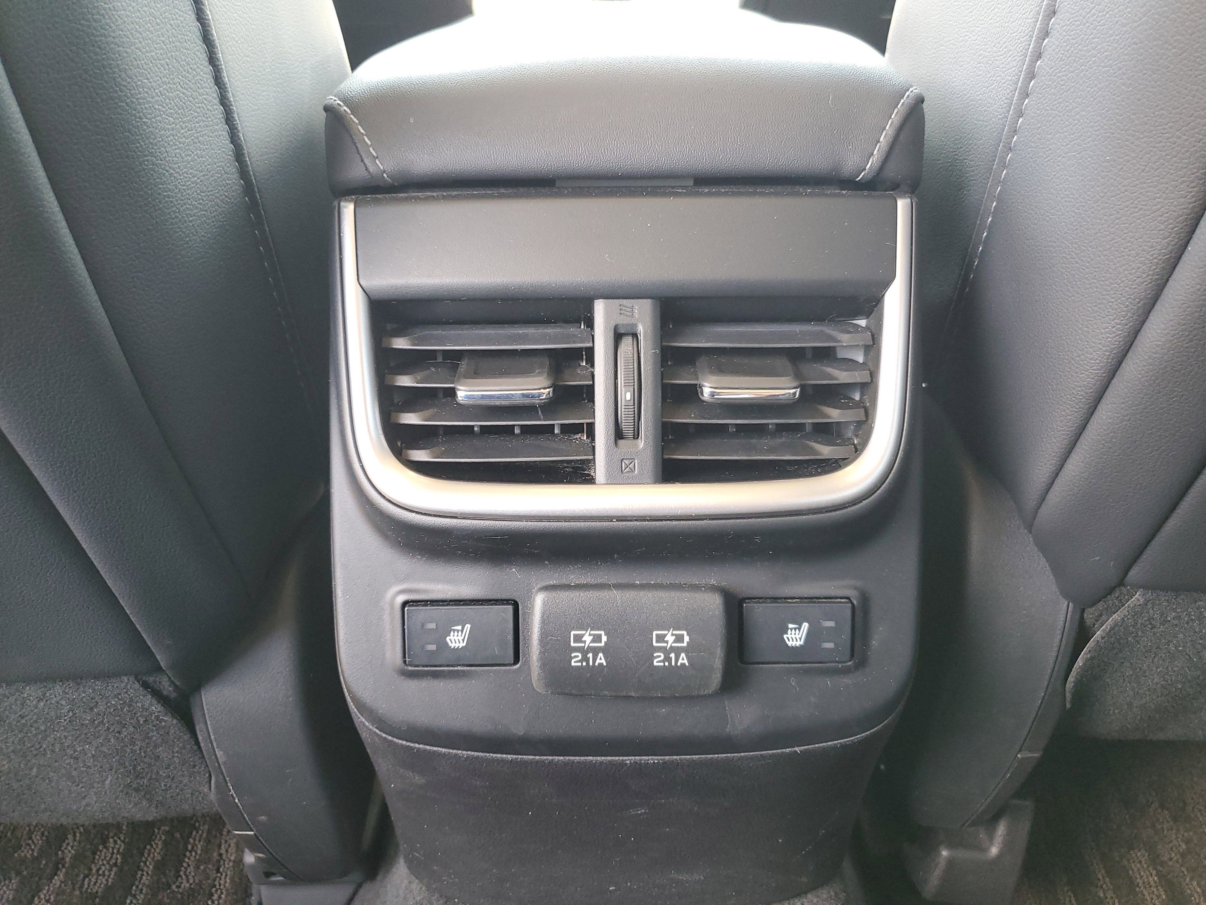 Used 2020 Subaru Outback Limited AWD/4WD image 13