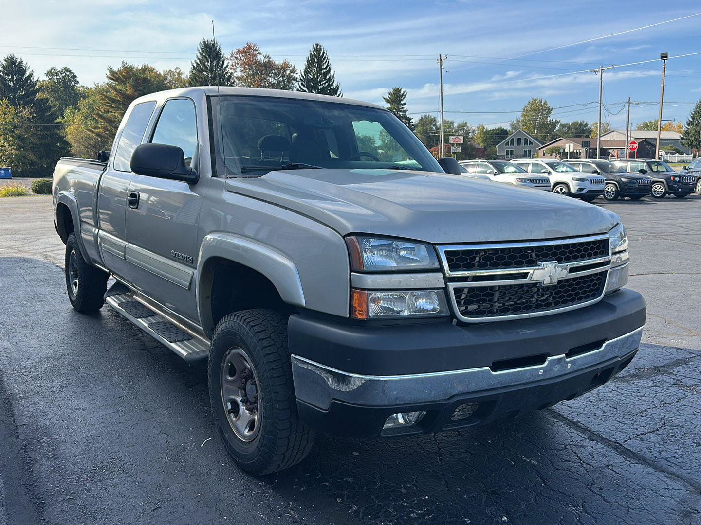Used 2006 Chevrolet Silverado 2500 LT AWD/4WD image 3