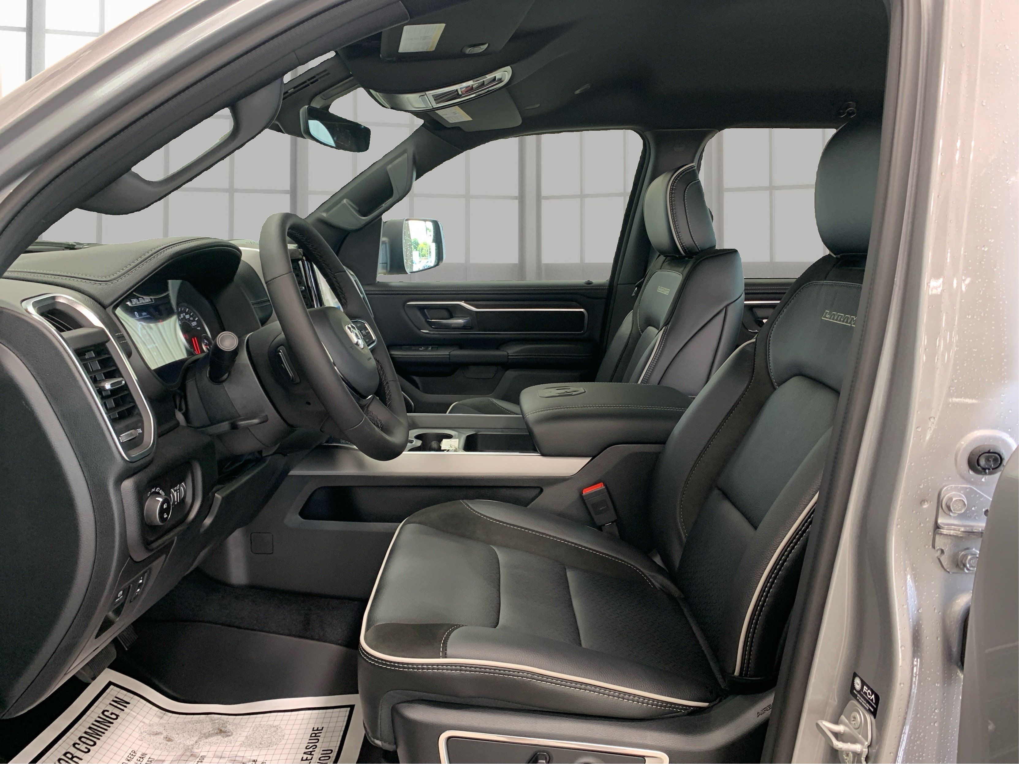 New 2026 RAM 1500 Laramie w/ Sport Appearance Package AWD/4WD image 9