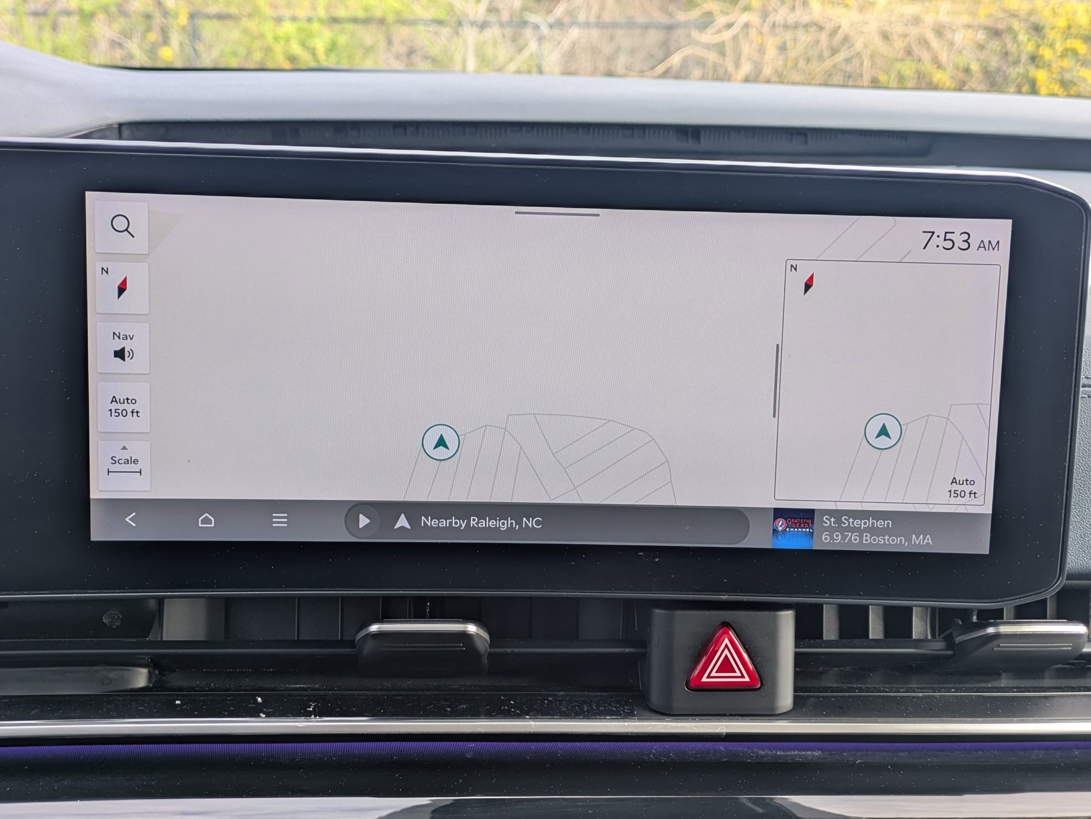 Used 2025 Kia Carnival SX Prestige image 13