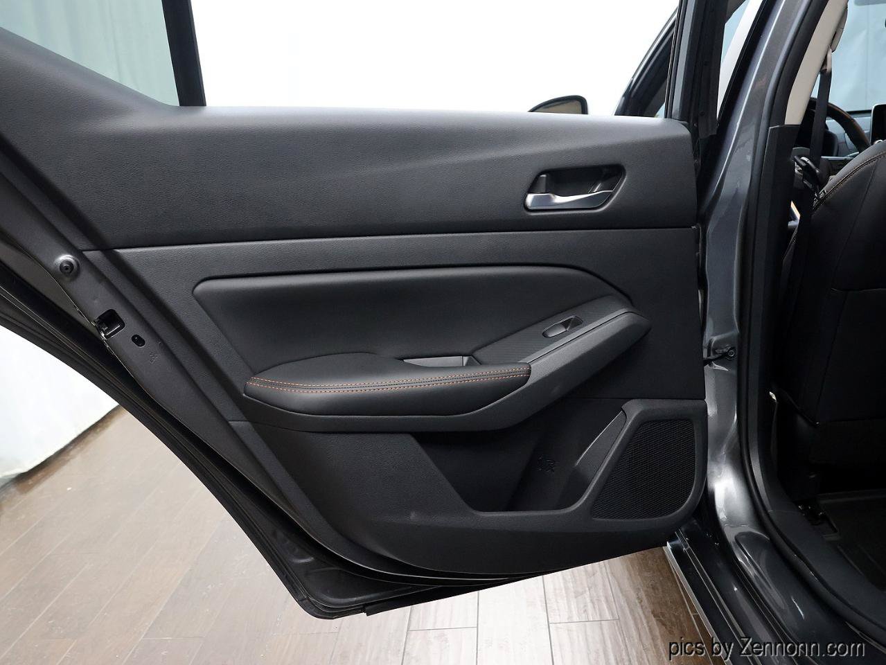 Used 2022 Nissan Altima 2.5 SR w/ Midnight Edition Package FWD image 27