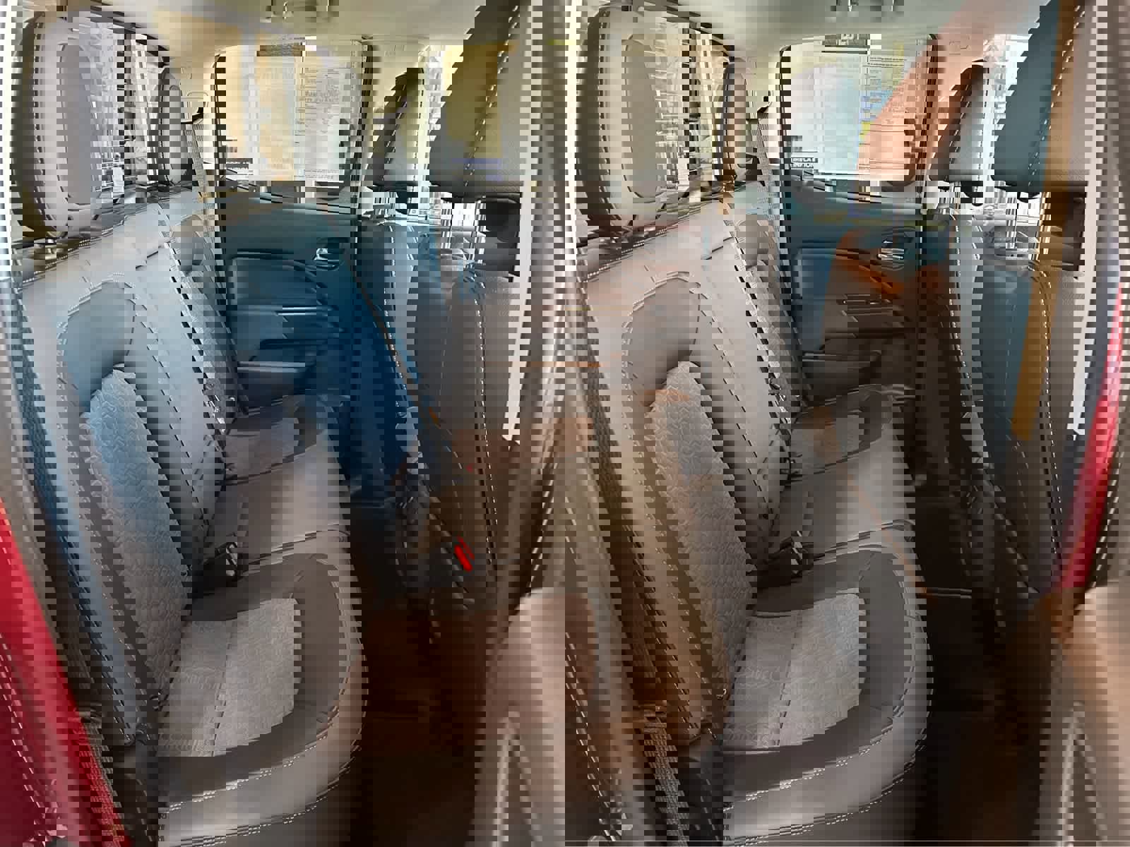 Used 2018 Chevrolet Colorado Z71 AWD/4WD image 33