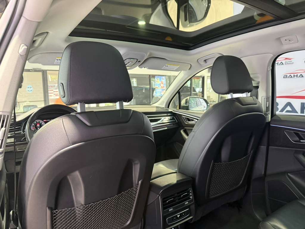 Used 2024 Audi Q7 Premium Plus image 38