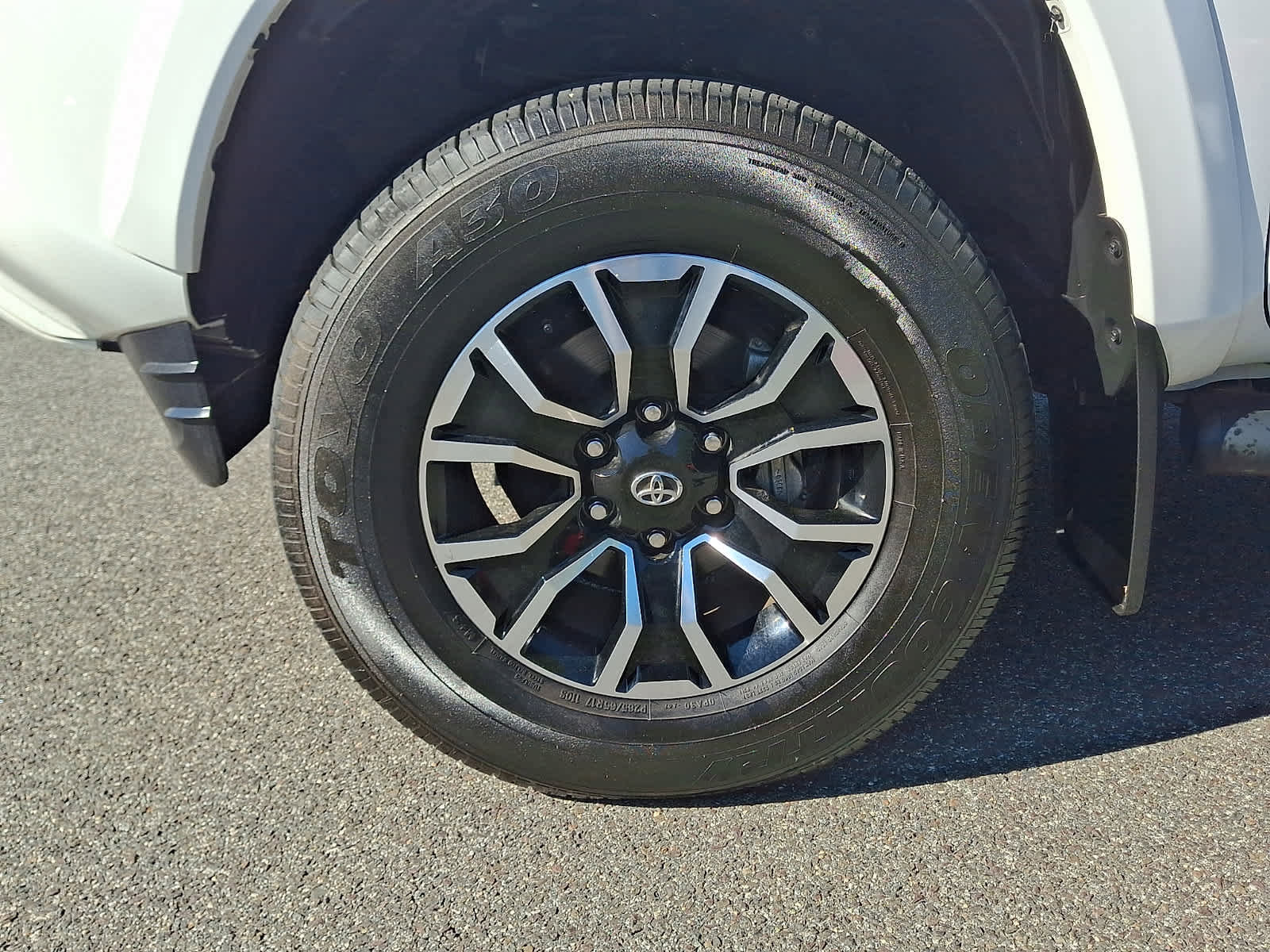 Certified 2023 Toyota Tacoma TRD Sport AWD/4WD image 9