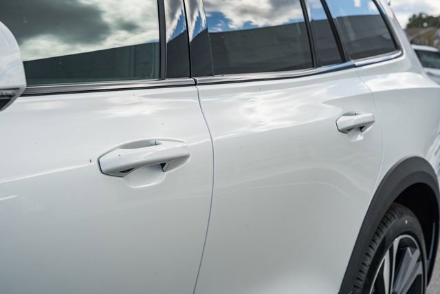 New 2026 Volvo V60 B5 Cross Country Plus w/ Protection Package Premier image 17