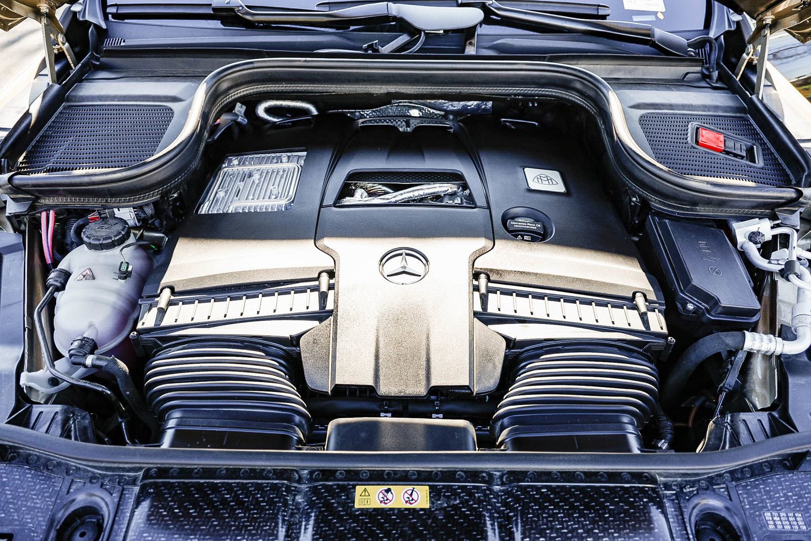 Certified 2023 Mercedes-Benz Maybach GLS 600 4MATIC image 31