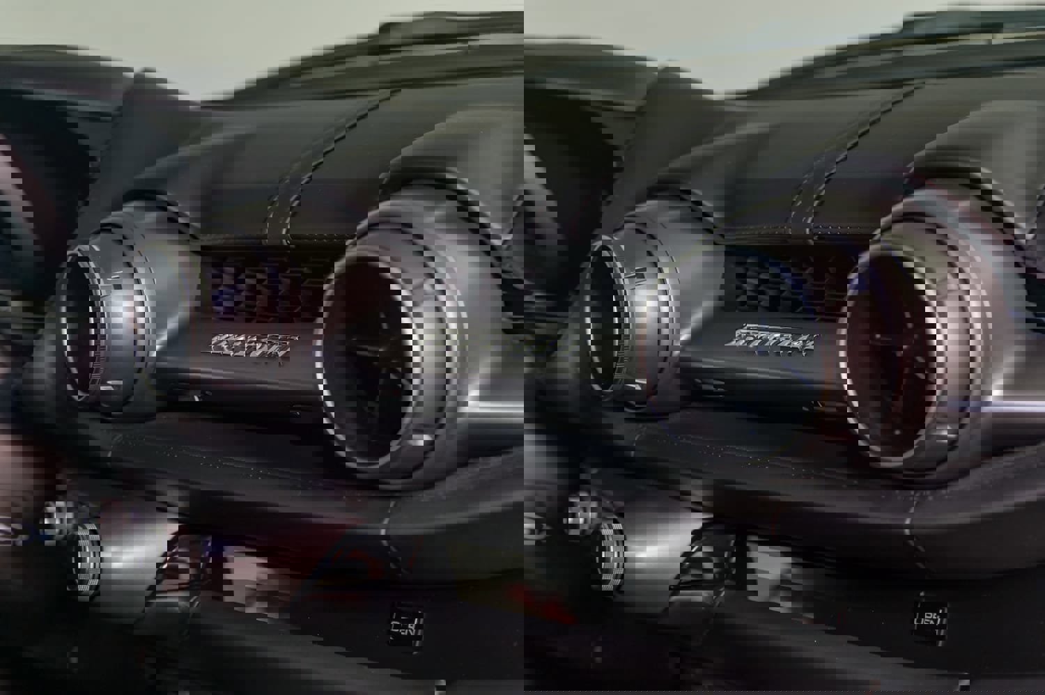 Used 2020 Ferrari 812 Superfast image 28