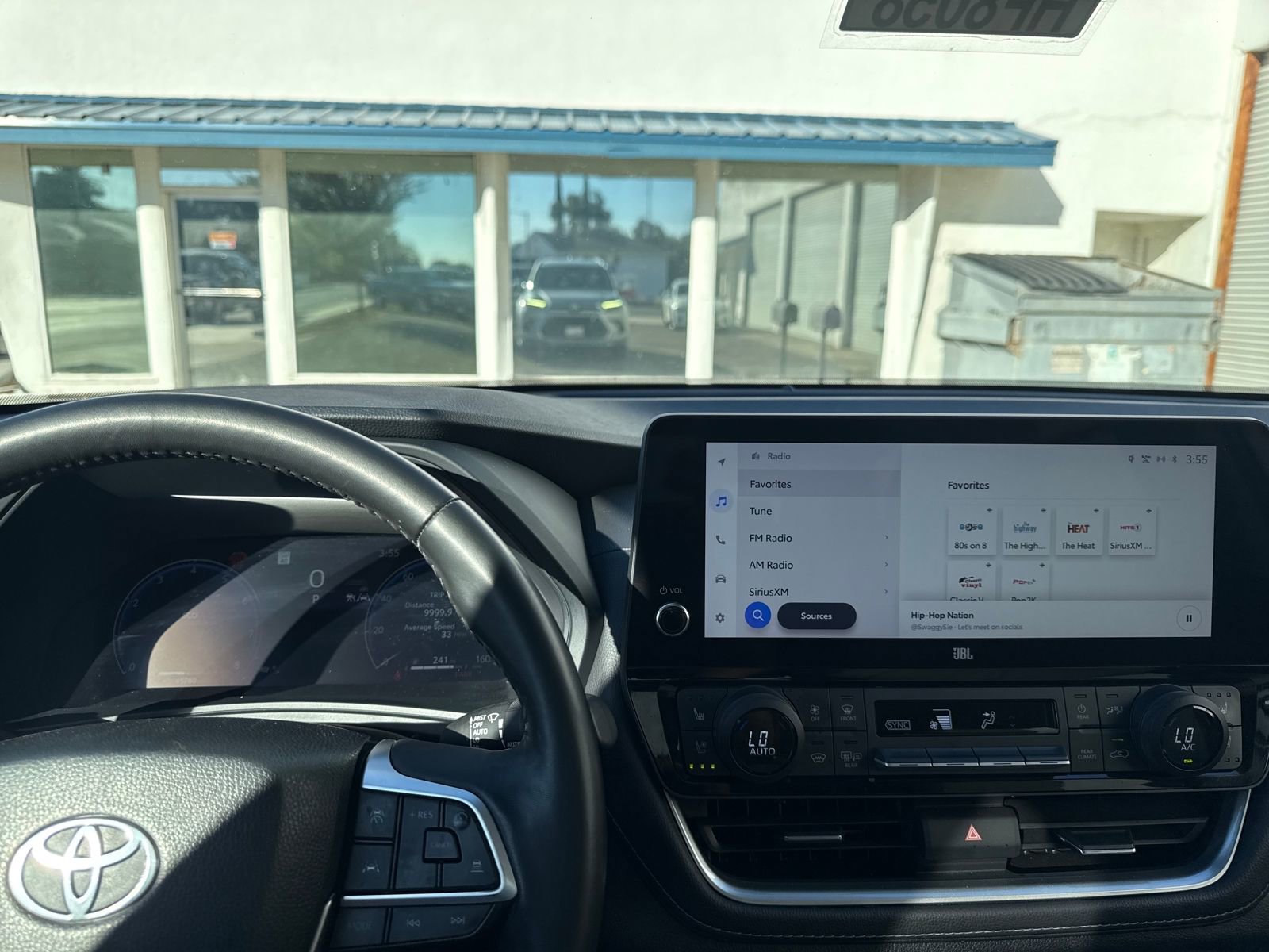 Used 2024 Toyota Grand Highlander Limited image 13