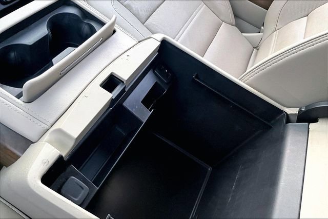 Used 2019 GMC Yukon Denali w/ Denali Ultimate Package image 16