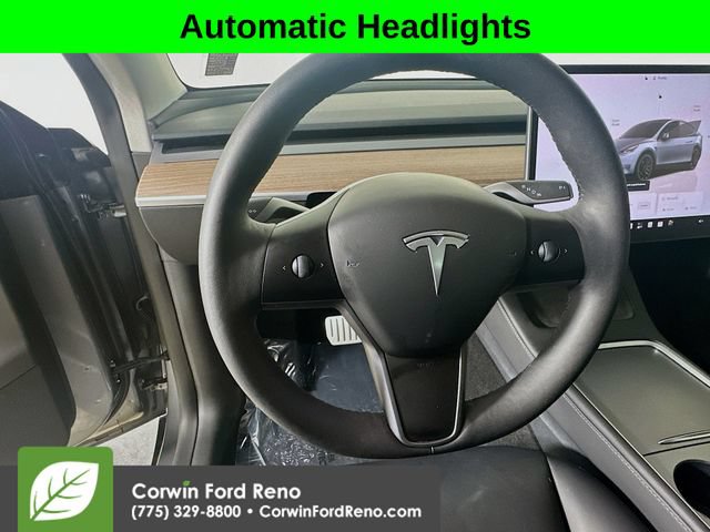 Used 2024 Tesla Model Y Performance AWD/4WD image 11
