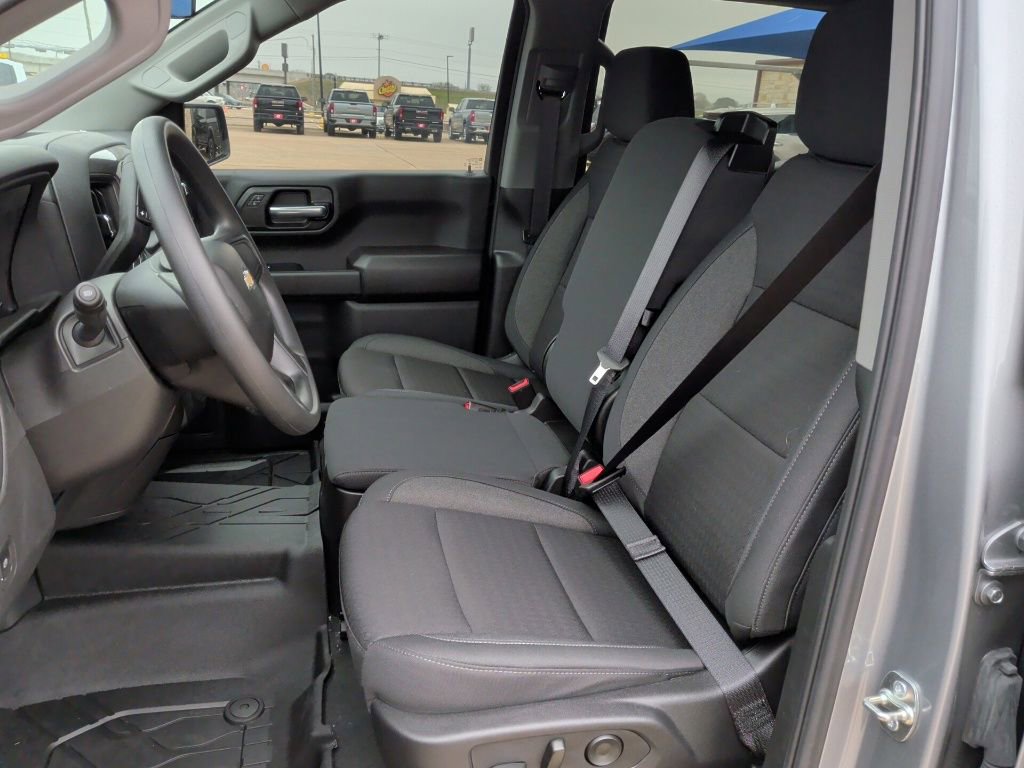 New 2025 Chevrolet Silverado 1500 Custom image 12