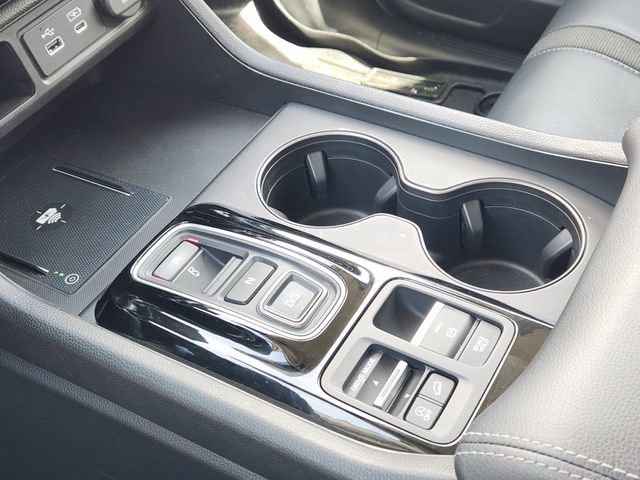 Used 2025 Honda Pilot EX-L image 18