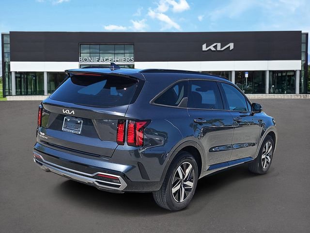 Certified 2023 Kia Sorento S w/ Panoramic Sunroof Package FWD image 3