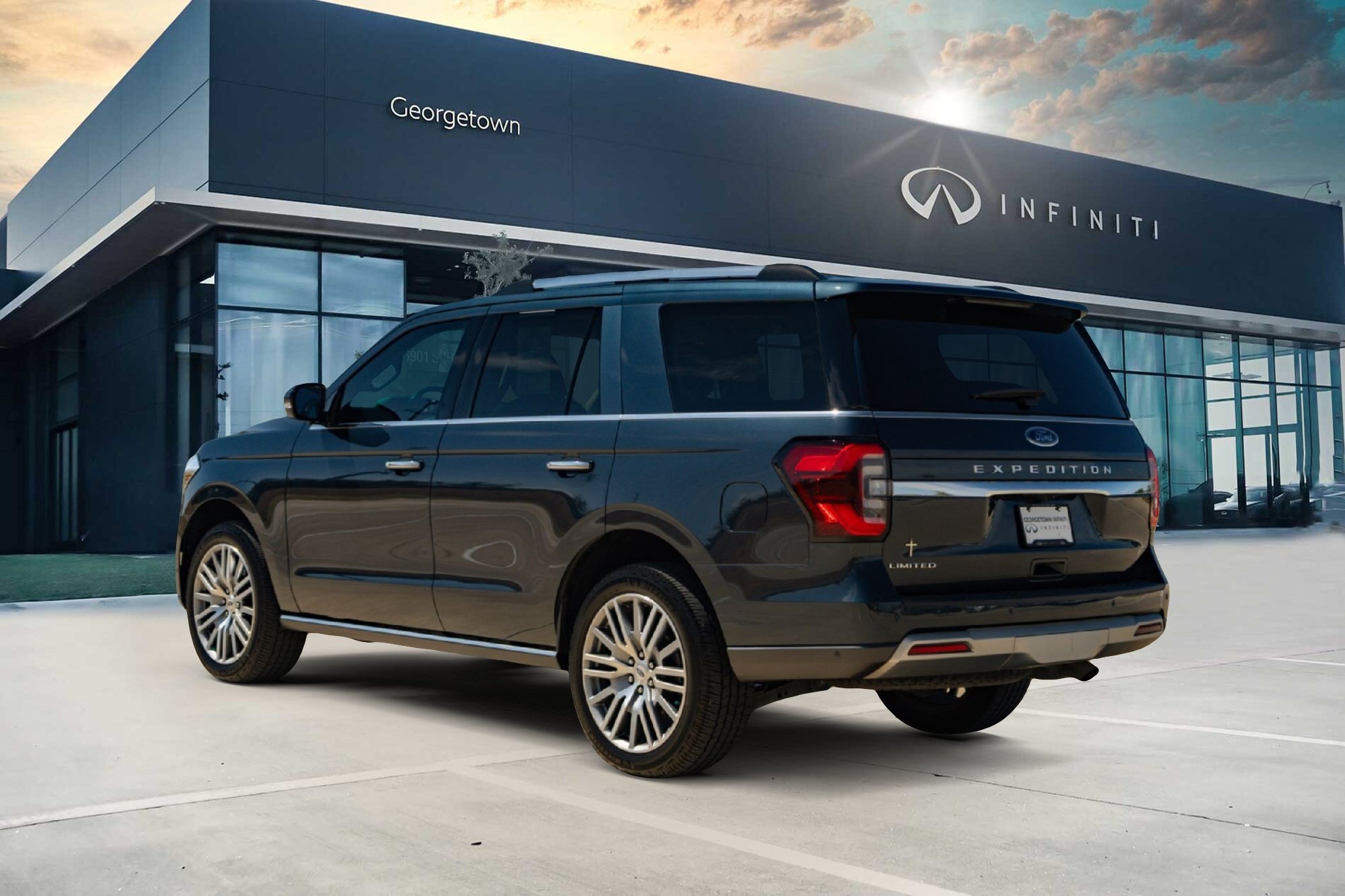 Used 2022 Ford Expedition Limited RWD image 6