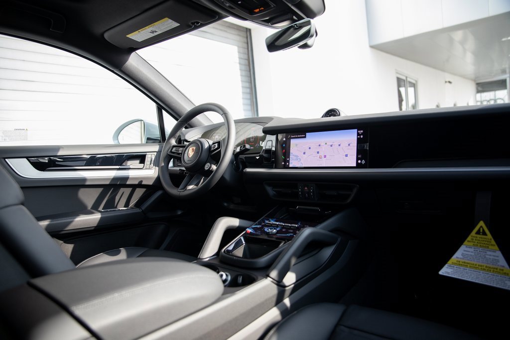 New 2026 Porsche Cayenne image 27