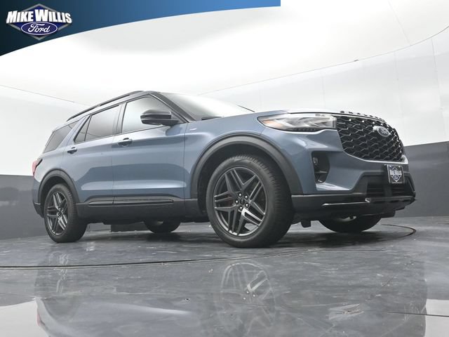 Used 2025 Ford Explorer ST-Line w/ Premium Package RWD image 17