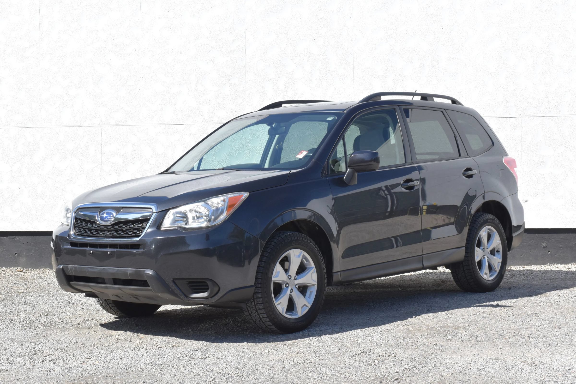 Used 2015 Subaru Forester 2.5i Premium w/ All-Weather Package AWD/4WD image 8