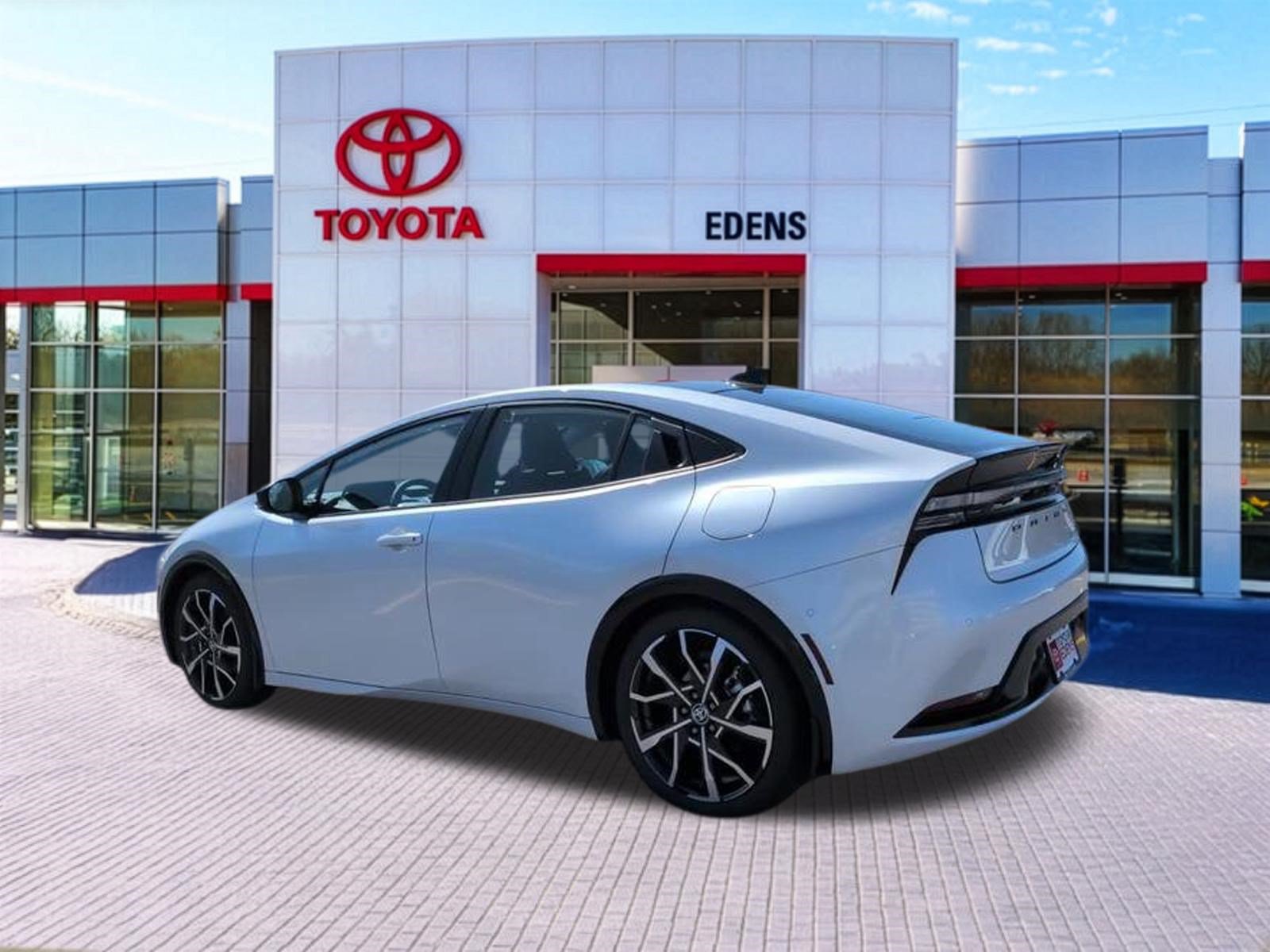 New 2026 Toyota Prius Plug-In Hybrid w/ Limited Premium Package FWD image 4