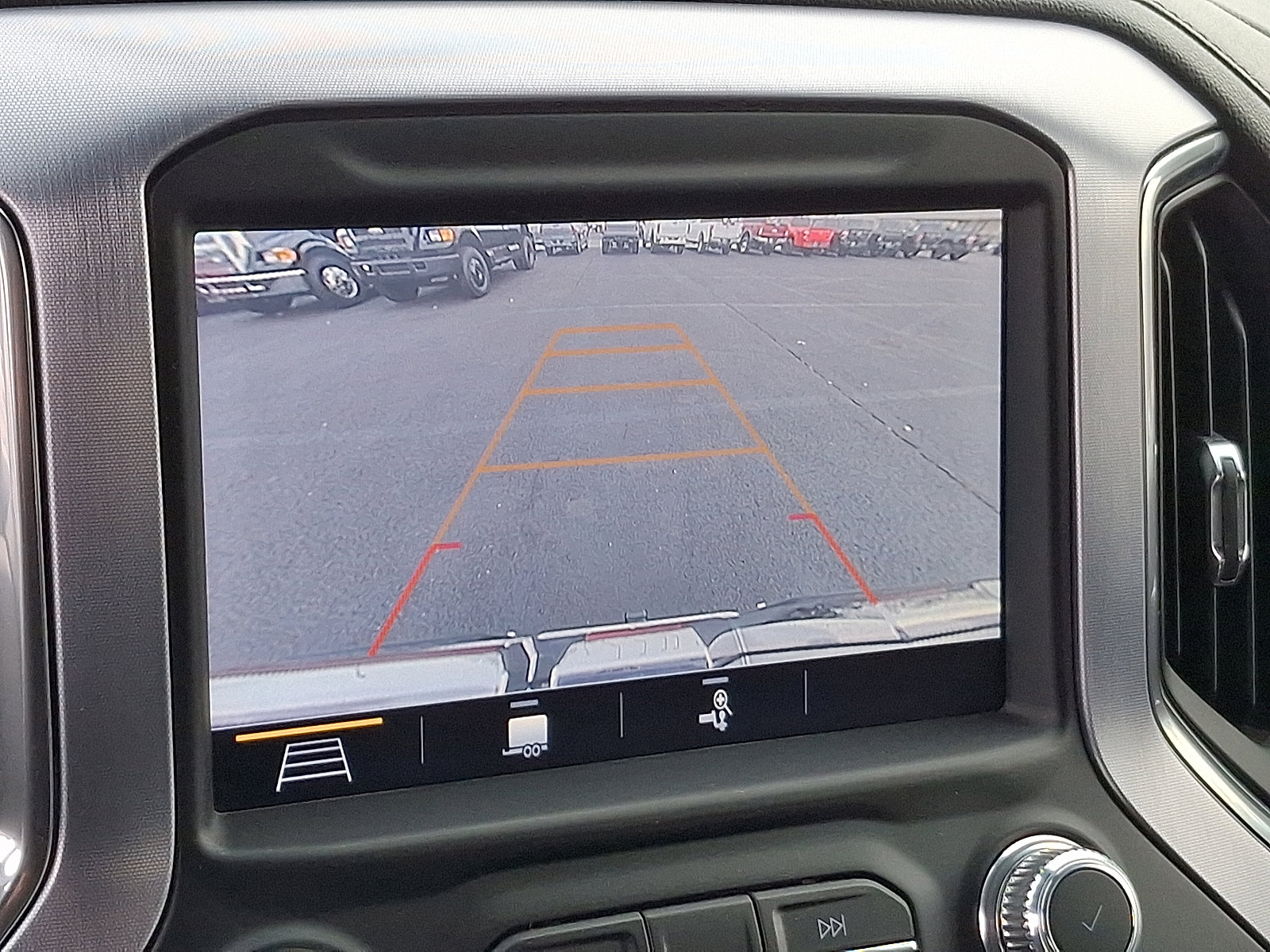 Used 2019 GMC Sierra 1500 SLT image 24