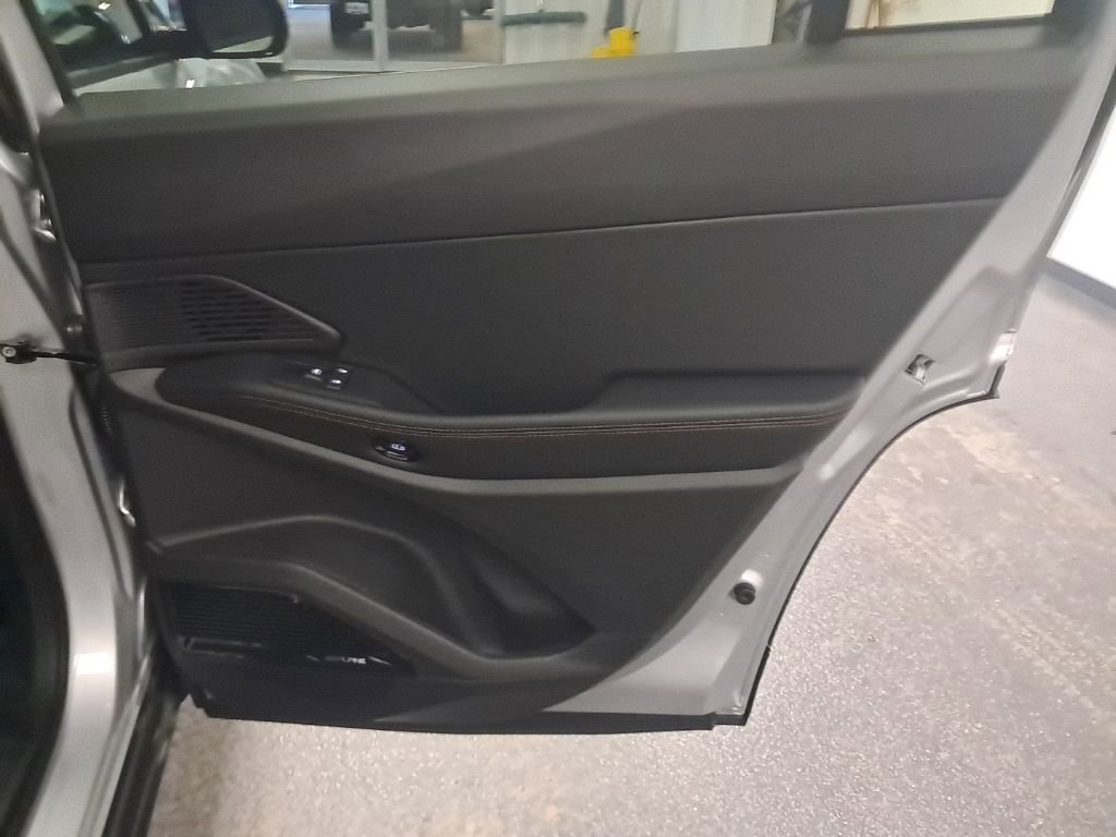 New 2026 Jeep Cherokee Limited image 28