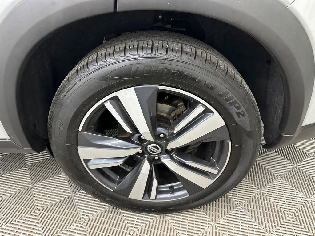 Used 2021 Nissan Rogue SL AWD/4WD image 23
