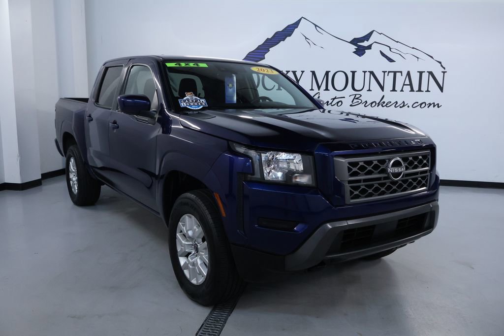 Used 2023 Nissan Frontier SV