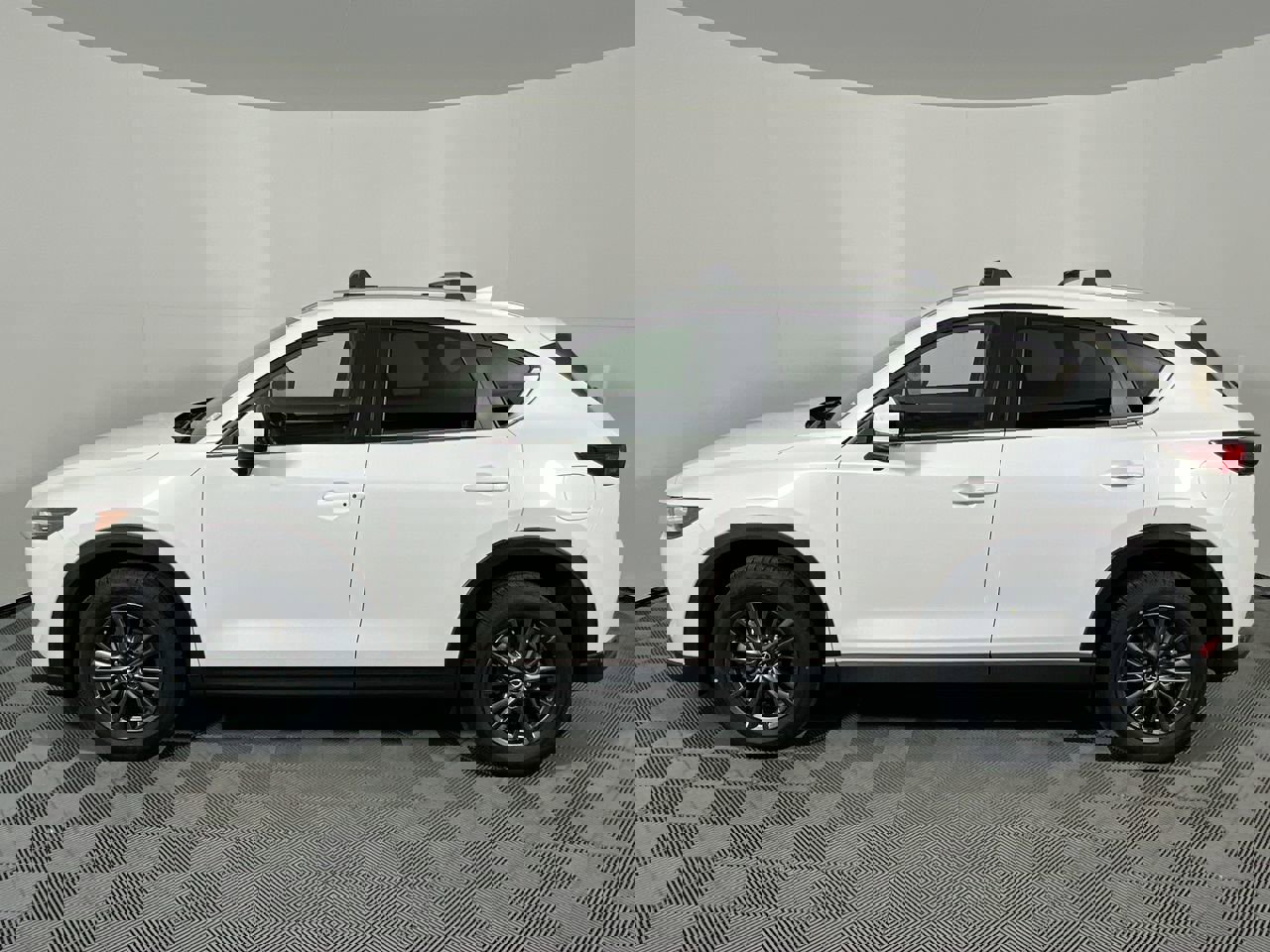 Used 2021 MAZDA CX-5 Touring image 6