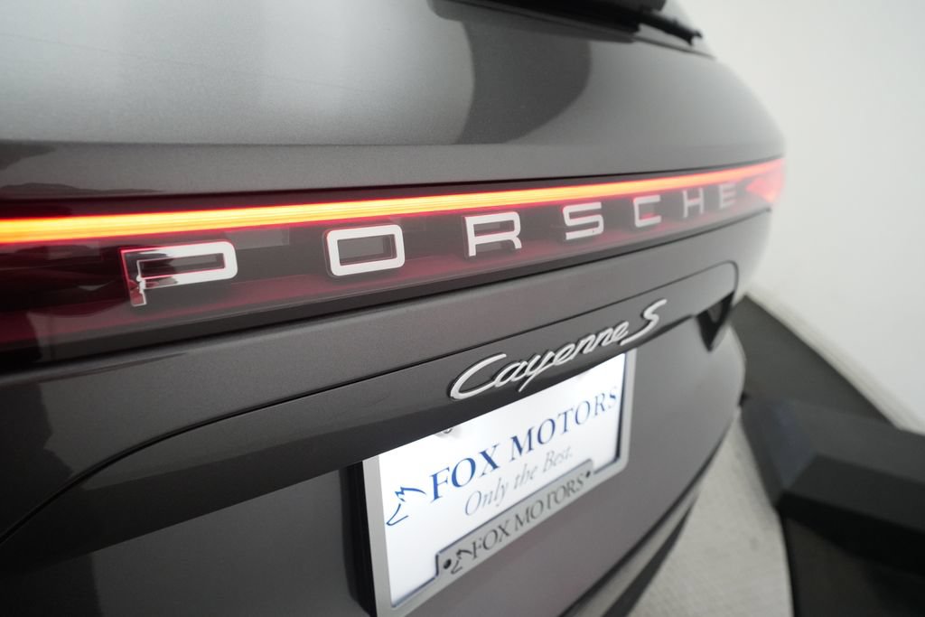 Used 2020 Porsche Cayenne S AWD/4WD image 33