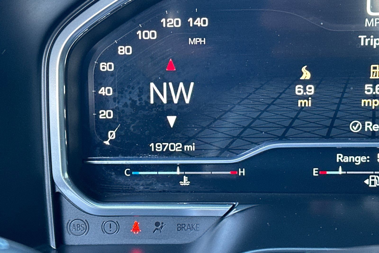 Used 2022 GMC Sierra 1500 AT4X image 30