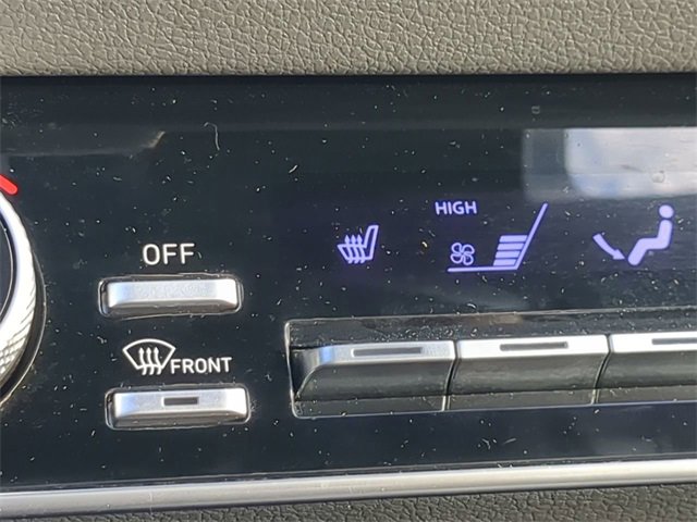 Used 2023 Hyundai Sonata SEL Plus w/ Preferred Accessory Package image 22