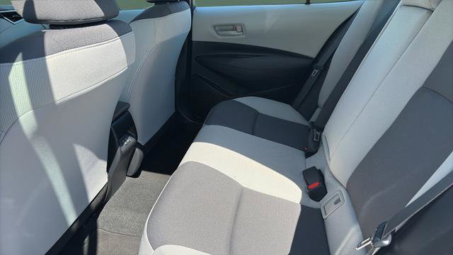 Used 2023 Toyota Corolla LE w/ LE Convenience Package FWD image 18
