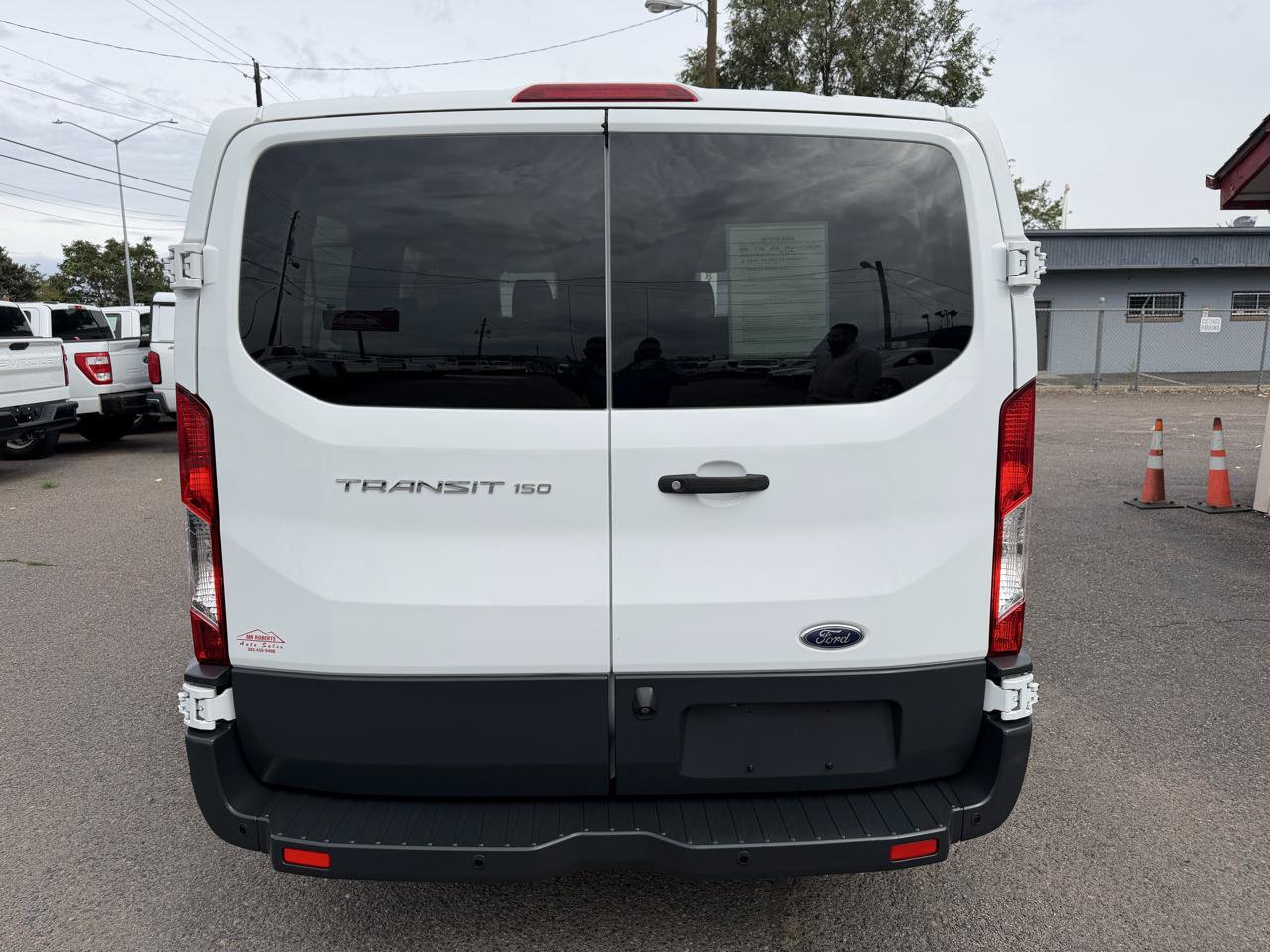 Used 2018 Ford Transit 150 XL RWD image 8