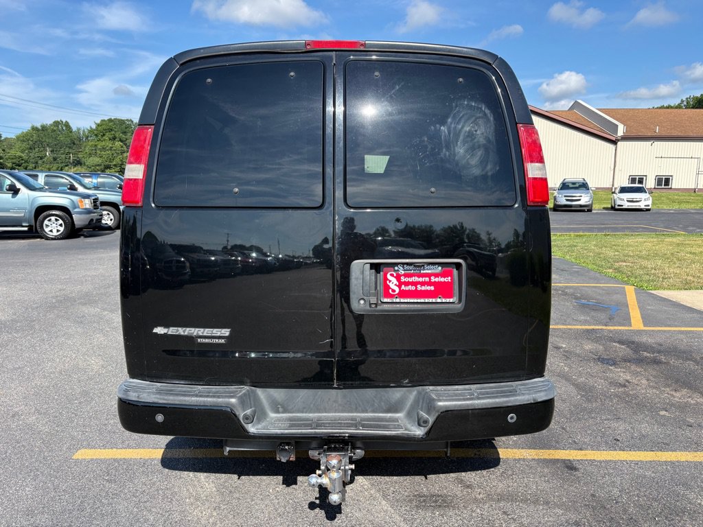 Used 2016 Chevrolet Express 3500 LS RWD image 7