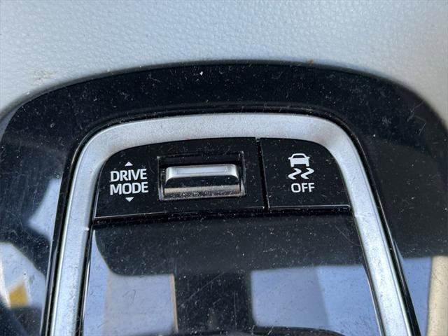 Certified 2025 Toyota Corolla SE image 26