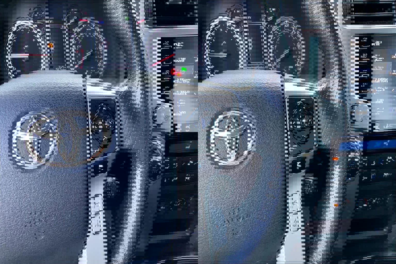 Used 2023 Toyota 4Runner Limited image 24