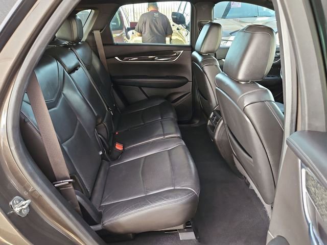 Used 2020 Cadillac XT5 Premium Luxury FWD image 25