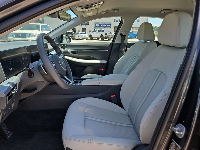 Used 2025 Hyundai Sonata SEL FWD image 14