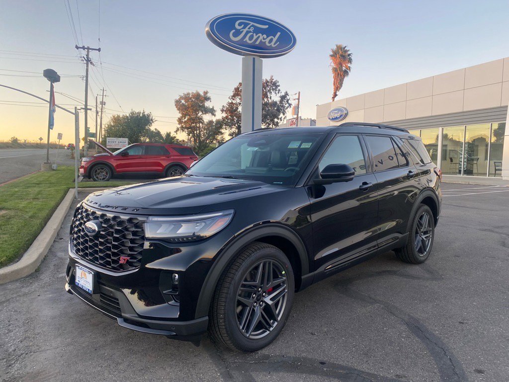 New 2026 Ford Explorer ST w/ Sun And Sound Package image 1