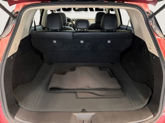 Used 2016 Nissan Murano Platinum w/ Platinum Technology Package AWD/4WD image 32
