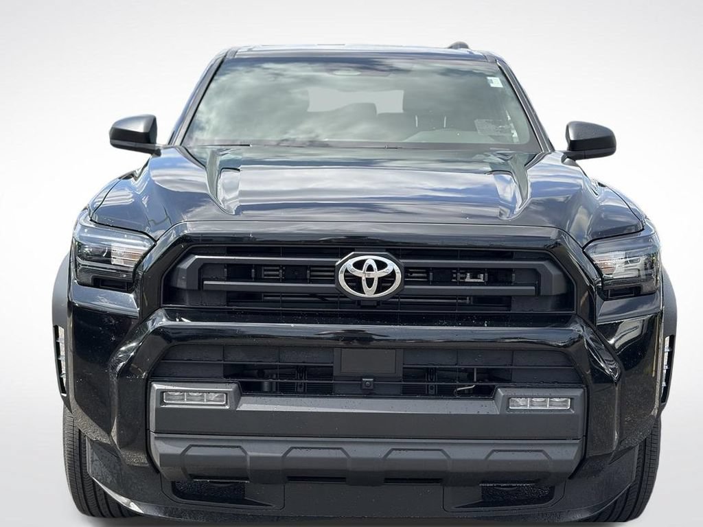 Used 2025 Toyota 4Runner SR5 AWD/4WD image 3