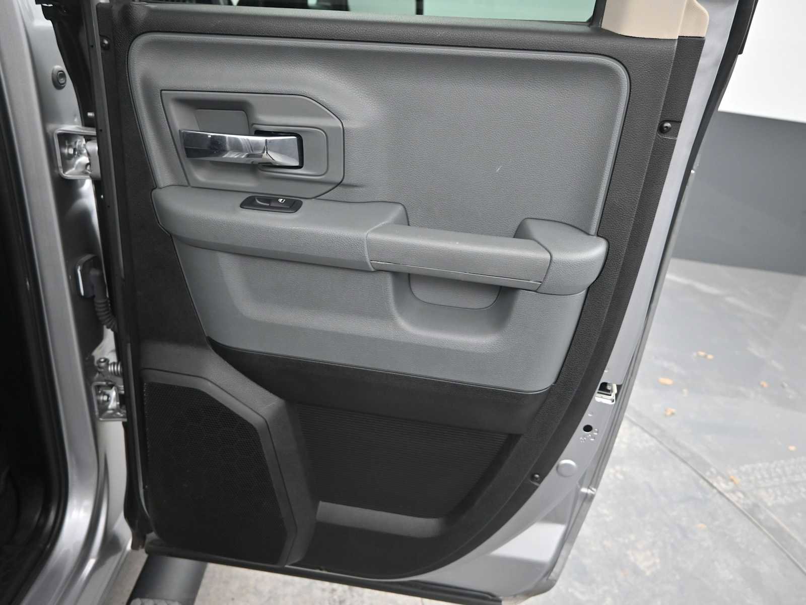 Used 2020 RAM 1500 Classic Warlock image 24