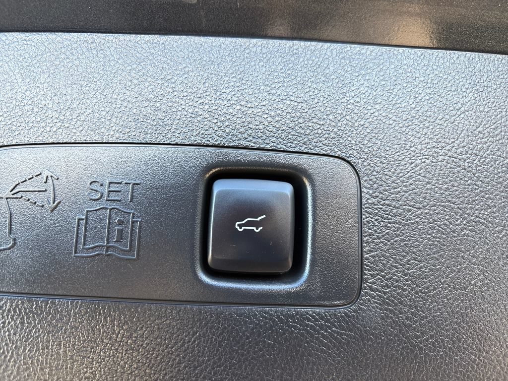 Used 2021 Lincoln Corsair Reserve w/ Equipment Group 201A image 30