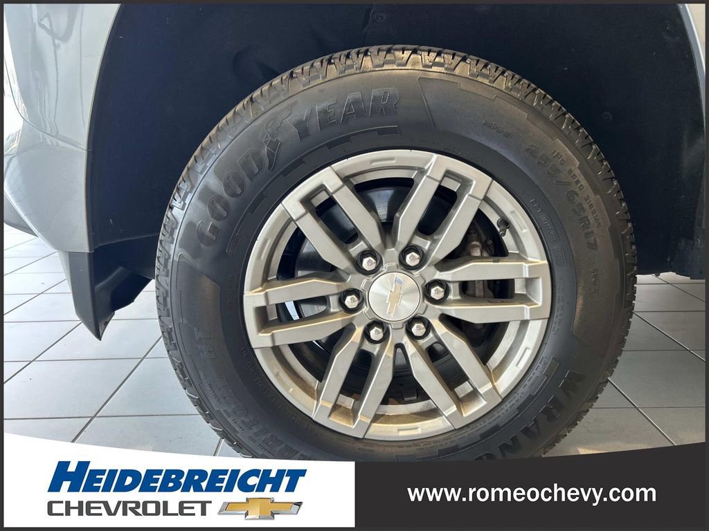 Used 2023 Chevrolet Colorado LT w/ LT Convenience Package II AWD/4WD image 7