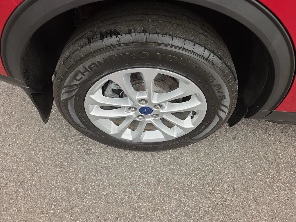 Used 2021 Ford Escape SE w/ Cold Weather Package AWD/4WD image 15