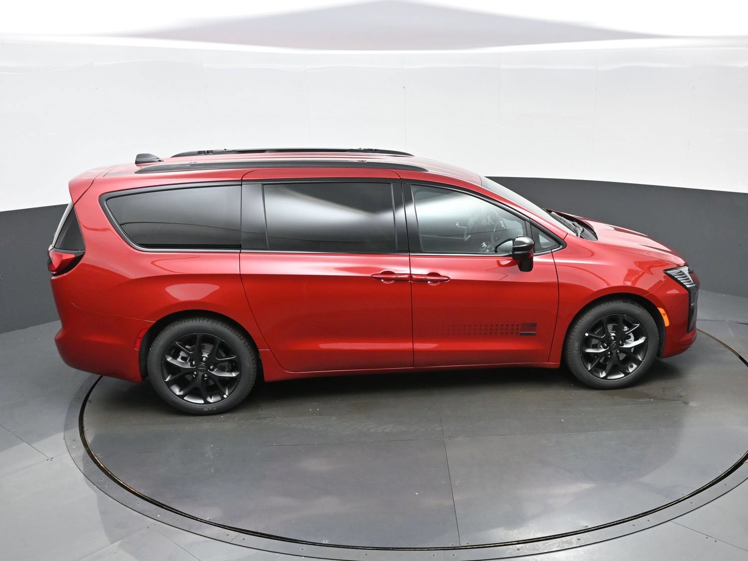 New 2027 Chrysler Pacifica Select FWD image 27