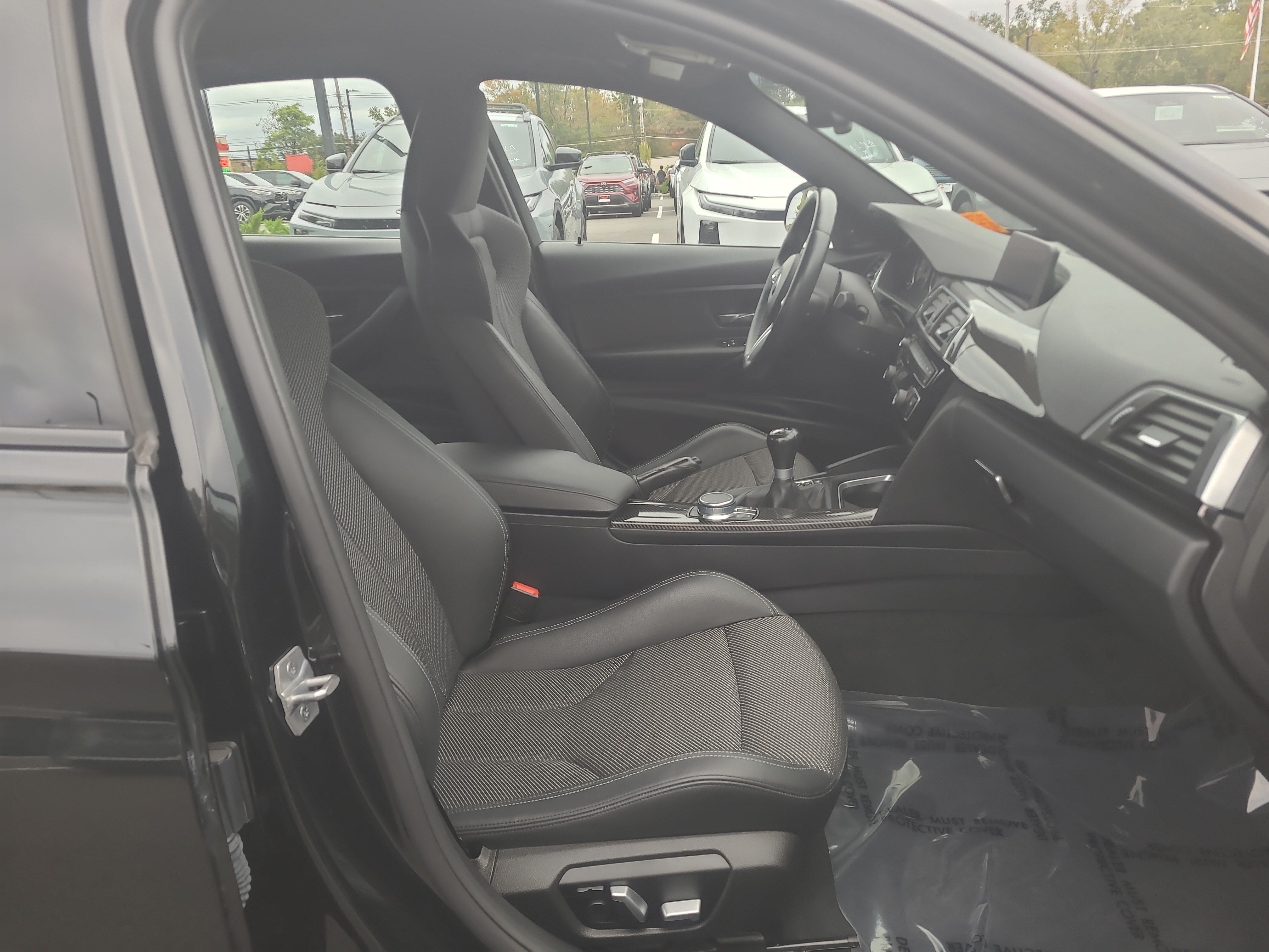 Used 2018 BMW M3 CS RWD image 17