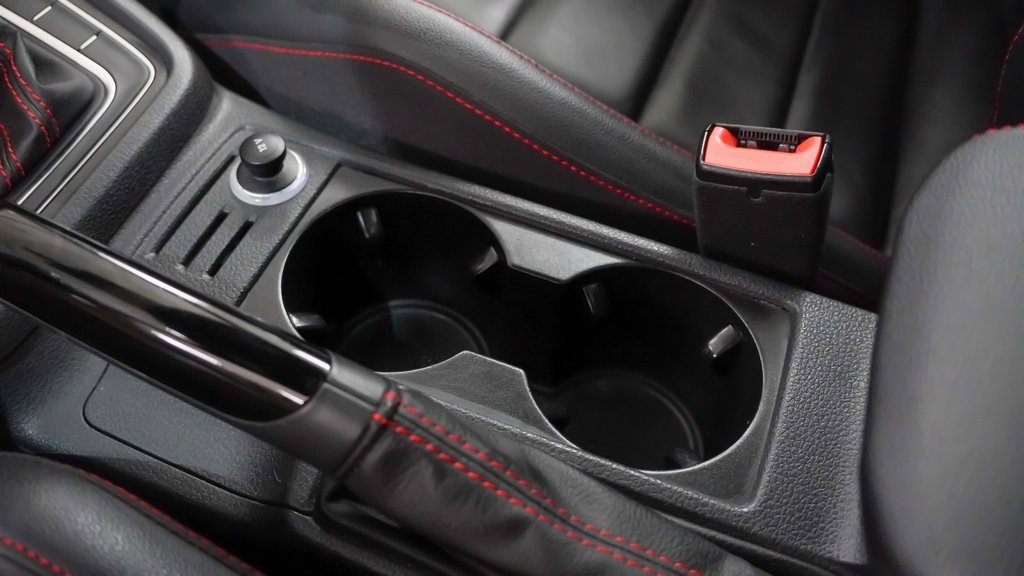 Used 2016 Volkswagen GTI SE image 33