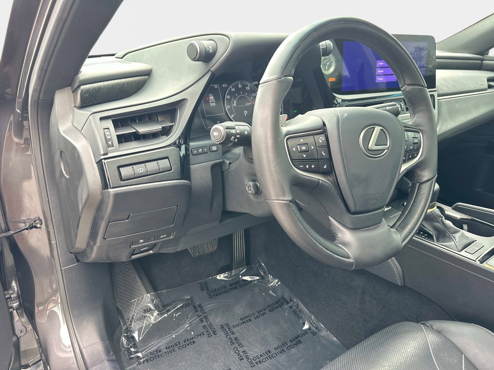 Used 2024 Lexus ES 350 w/ Technology Package image 19